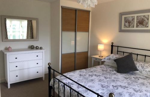 Eaton Mascott Apartamento | Wisteria Cottages are self catering cottages in a beautiful village location