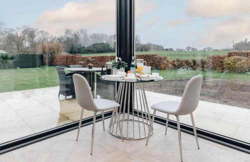 Medmenham Casa | Wisteria House