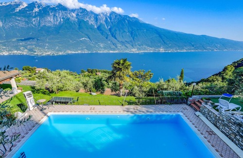 Arias Apartamento | Con vista panorámica y piscina - Apartamento Elka 7