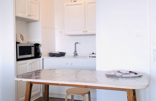 Vendee Apartamento | With panoramic ocean views, this apartment is located on the 5th and top floor.