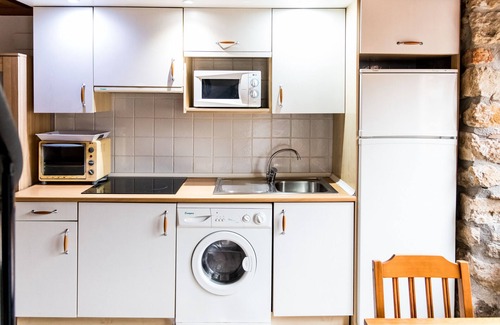 Alsasua Casa | Errotazar apartamentos rurales con vistas a la Sierra de Urbasa
