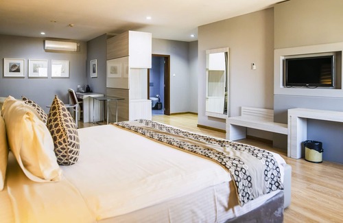Central B Hotel | WL Hotel Maputo City Centre Mozambique Collection