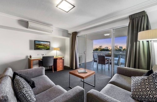 Woolloongabba Apartamento | WL314 1Bed 1Bath apt w parking near CBD
