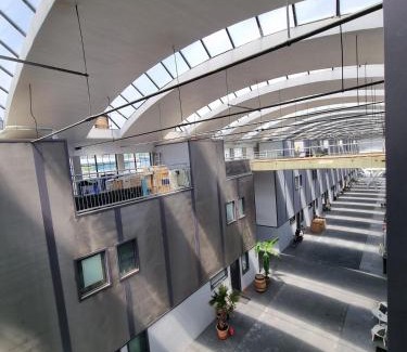 Neustadt an der Weinstrasse Apartamento | Wohnen im Industriedenkmal mit Dachterrasse