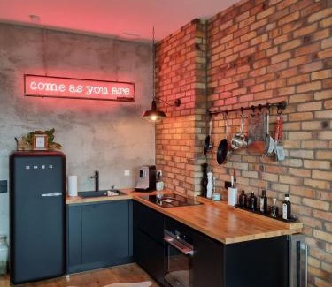 Neustadt an der Weinstrasse Apartamento | Wohnen im Industriedenkmal mit Dachterrasse