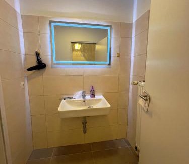 Mittelstadt Apartamento | Wohngut-City Appartement 3 für max 5 Personen inklusive Parkplatz