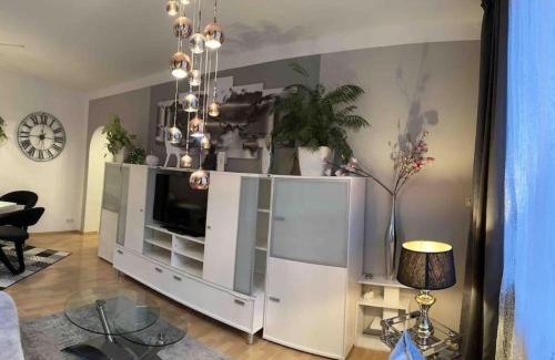 Grossgmain Apartamento | Wohnung 1 mit 2 Schlafzimmern und Terrasse