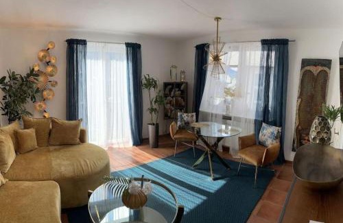 Grossgmain Apartamento | Wohnung 3 mit Balkon und Bergblick