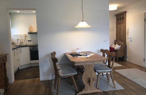 Schliersee Apartamento | Wohnung Edelweiß - Wohnen auf Zeit - Homeoffice - nah am See - buchbar ab 28 Nächte