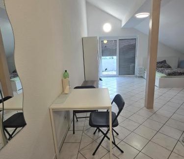 Wolfskehlen Apartamento | Wohnung- ideal für Kurz- und Langzeitmiete