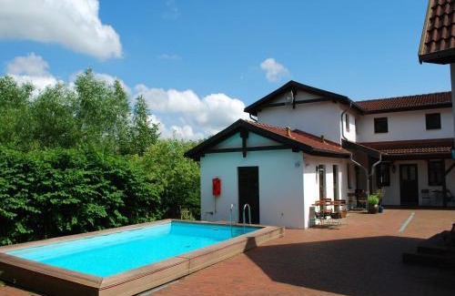 Dargun Apartamento | Wohnung in Dargun mit Garten, cleaning included