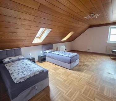 Neunburg vorm Wald Apartamento | Wohnung Maric bis zu 10 Personen