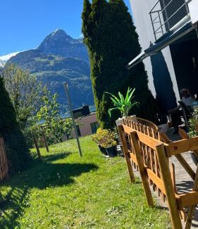 Flueelen Apartamento | Wohnung „Perla Paradiso“