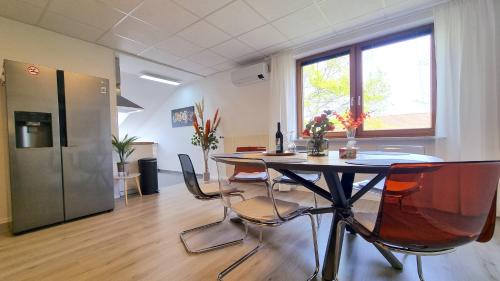 Cremlingen Apartamento | Wohnung: Workaholic bis 6 Personen, Klima, 3x TV