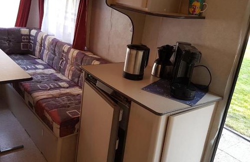Schweppenhausen Apartamento | Wohnwagen Bachblick