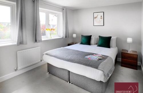 Wokingham Apartamento | Wokingham - 2 Bed House with parking and garden
