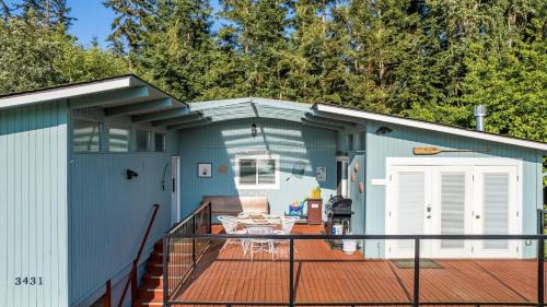 Langley Casa | Wolf Beach Cottage by AvantStay Harbor Views