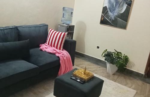 Nyeri Apartamento | Wolf Cabins 2