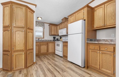 Fremont Cabina | Wolf River Cabin C, Freemont WI