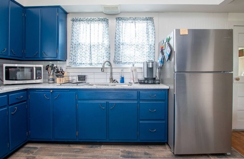 Seneca Falls Casa | Wolffy's House on the Hill: Charming Cayuga Lake Home with Sunrise Views!
