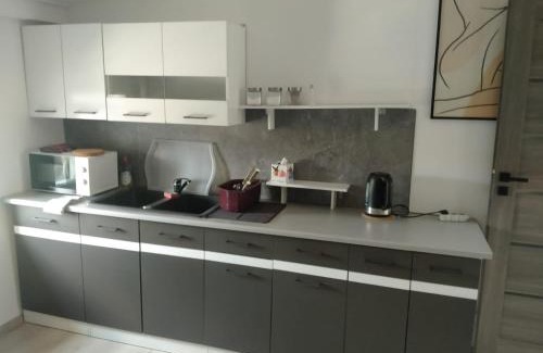 Fabryczna Apartamento | WOLSKA APARTMENT 80m2 - 7 people, 3 rooms