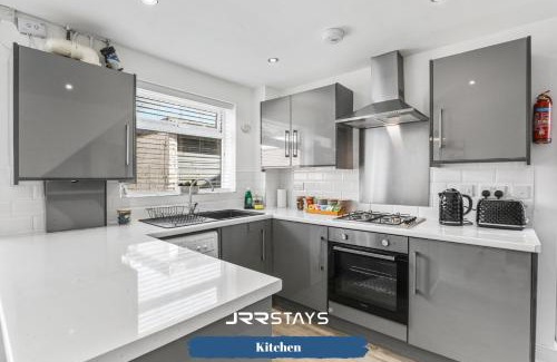 Wolverhampton Casa | Wolverhampton - Amazing 3 Bedroom, Sleeps 6, Wi-Fi - JRR Stays