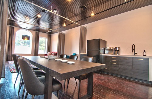 Honesdale Casa | Wonder Honesdale-3rd floor-9 bed-6 baths–sleeps 20