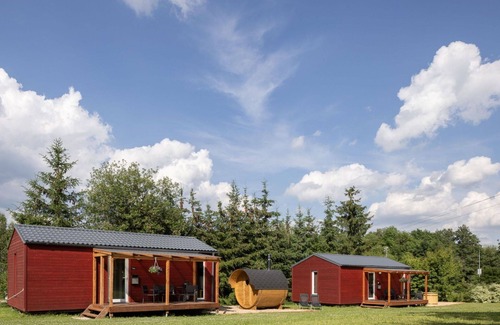 Dolni Branna Casa | Maravillosa casa de vacaciones privada con jacuzzi, WIFI, TV, terraza y mascotas permitida
