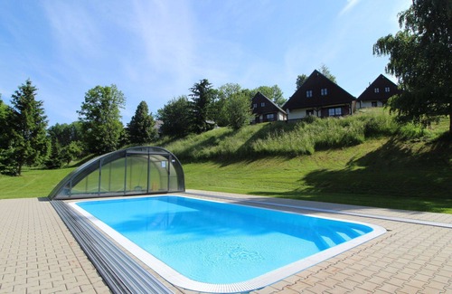 Rudnik Casa | Preciosa casa de vacaciones privada para 8 personas con piscina, WIFI, TV y terraza