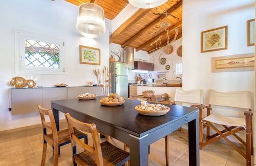 Trudda Casa | Maravillosa casa de vacaciones privada para 5 personas con A/C, WIFI, piscina privada, TV y patio