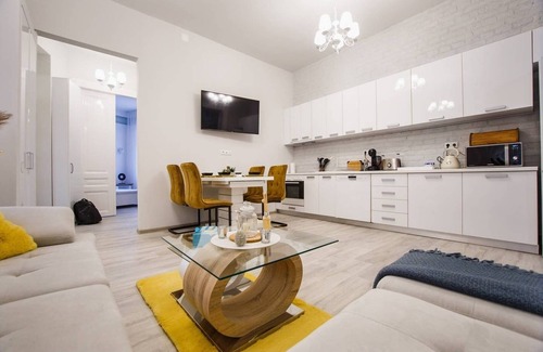 Oradea Apartamento | Wonderful 2 bedroom Central Apartment