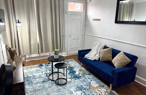 Belle Vue Casa | Wonderful 2-bedroom house with WiFi and Free Parking in Manchester
