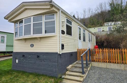 Aberystwyth Otro | Wonderful 2 bedroom mobile home