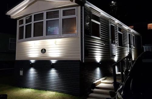 Aberystwyth Otro | Wonderful 2 bedroom mobile home