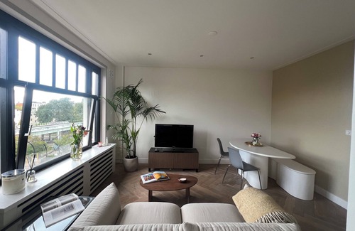Transvaalbuurt Apartamento | Wonderful 2bed flat with balcony in charming Amsterdam Oost, near Amstel canal