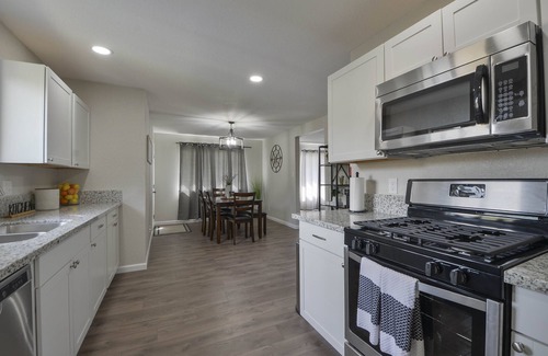 Los Banos Casa | Wonderful 3 bed 2 bath home with plenty of parking
