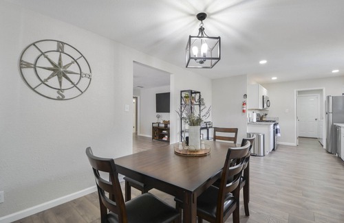 Los Banos Casa | Wonderful 3 bed 2 bath home with plenty of parking