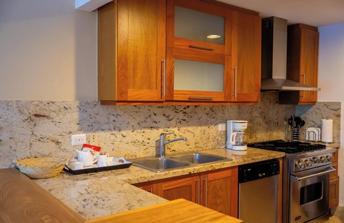 Puerto Bahia Apartamento | Wonderful 3-bedroom Apartment with Private Jacuzzi & Backyard in Las Terrenas