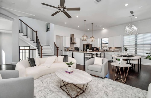 Woodlake - Briar Meadow Casa | Wonderful 3-bedroom townhome with AC in Houston