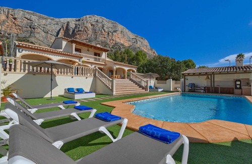 Montgo de Toscamar Villa | Villa maravillosa y confortable en Jávea, Costa Blanca, España con piscina privada para 4 personas