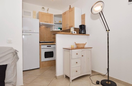 Santa-Severa Apartamento | Alojamiento de 1 habitaciones en Luri