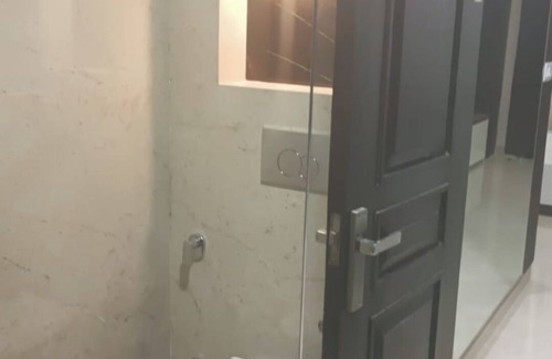 Panchkula Urban Estate Cama Y Desayuno | Wonderful clean and modern Apartment in City Beautiful.
