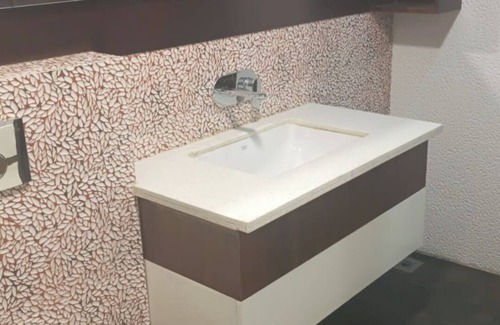 Panchkula Urban Estate Cama Y Desayuno | Wonderful clean and modern Apartment in City Beautiful.