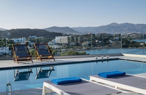 Ammoudara Villa | Wonderful Crete Villa | Villa Isla Azul | 4 Bedrooms | Private Heated Pool | Stunning Sea Views | Outdoor Dining & Lounge Area | Proximity to Ammoudara Beach | Agios Nikolaos