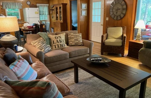 Shelby Cabina | Wonderful family cottage with beautiful, huge, white sand Lake Michigan beach