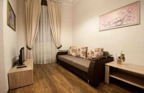 Uzhhorod Apartamento | Wonderful flat on city center (Mukachivska 4/12)