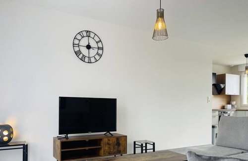 Saint-Martin-le-Beau Casa | Wonderful new house in a hamlet
