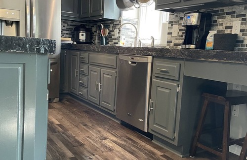 Olathe Casa | Wonderful home for a family retreat, corporate stay, & traveling professionals.