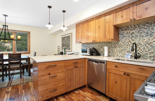 Intermountain Casa | Wonderful Home, Steps Away from In-town Shuttle
