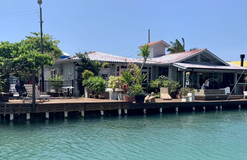 Barra da Lagoa Casa | Wonderful house by the canal